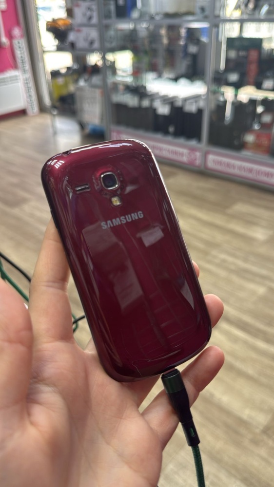 Смартфон Samsung GT-S5830I