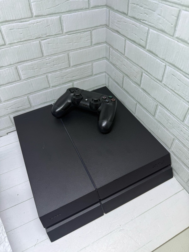Игровая приставка Sony PlayStation 4 fat
