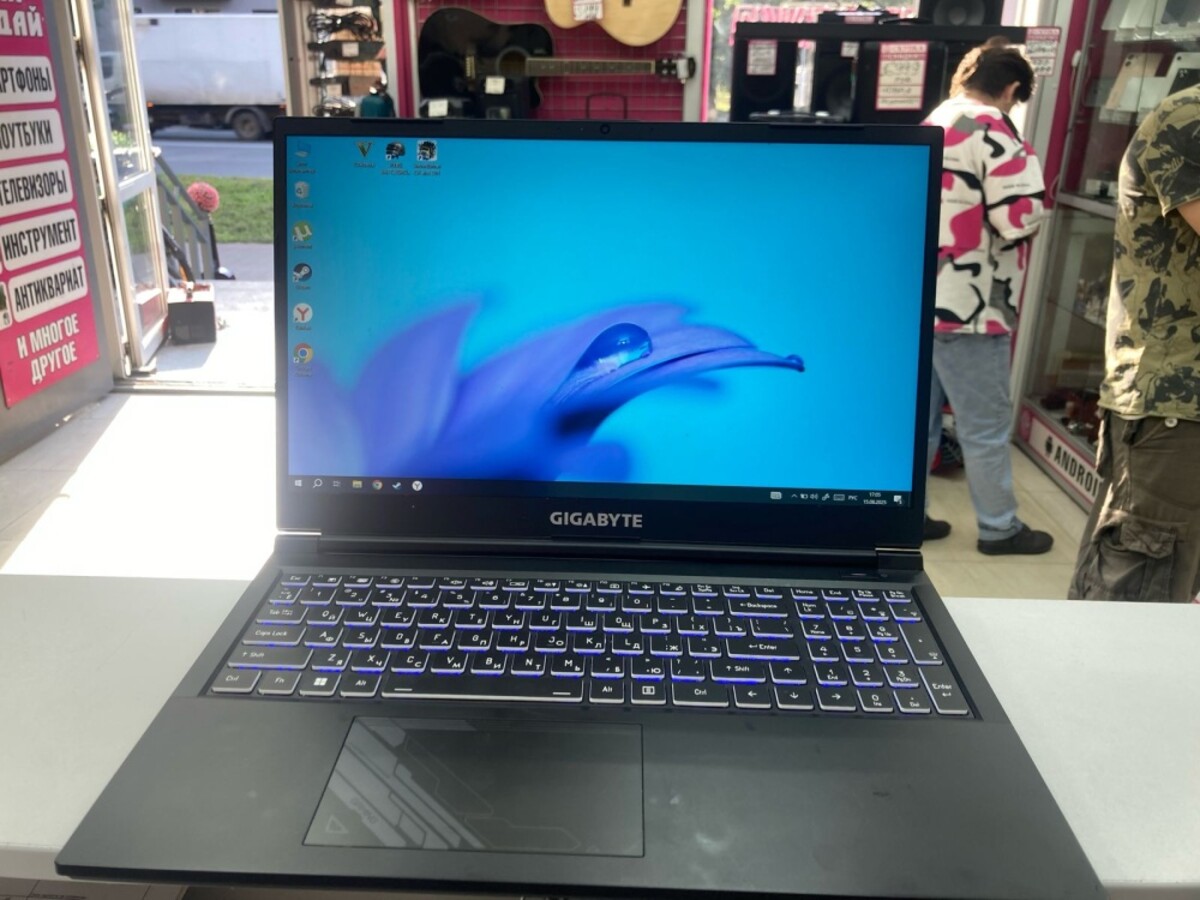 Ноутбук Gigabyte G5