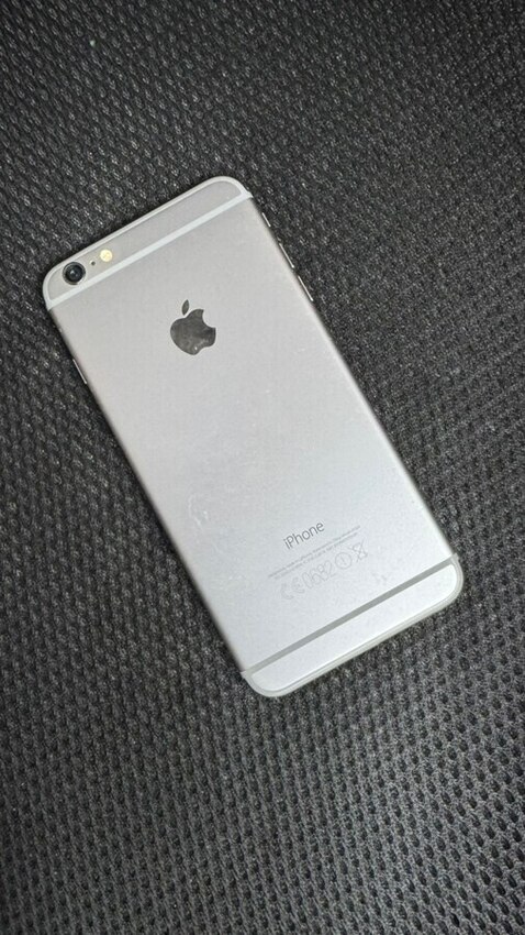 Смартфон iPhone 6+