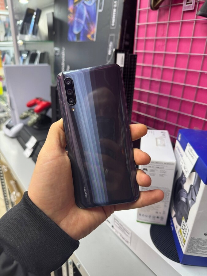 Смартфон Xiaomi mi 9 lite onyx gray 6/64