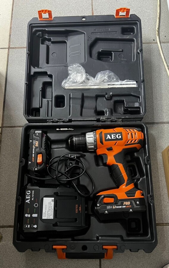 Шуруповерт aeg bs 18g2