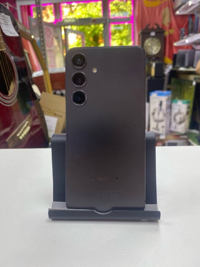Смартфон Samsung S24 128gb