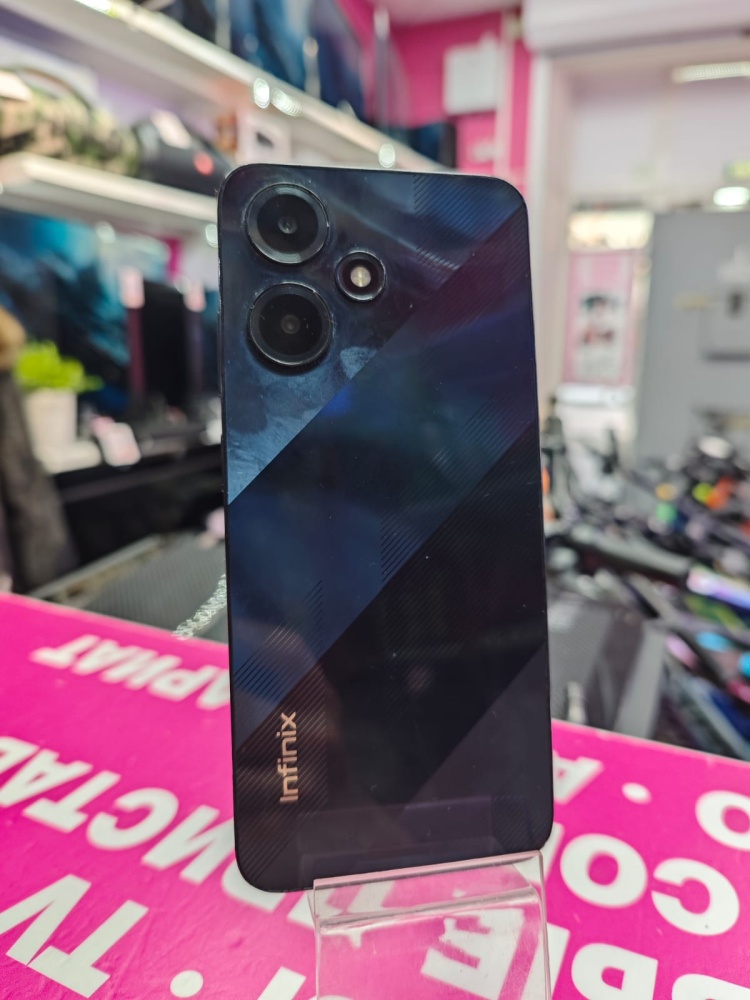 Мобильный телефон Infinix Hot 30 play 8/128