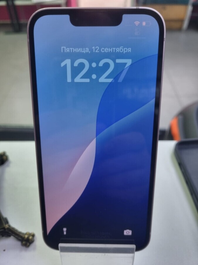 Смартфон iPhone 13 128 Gb