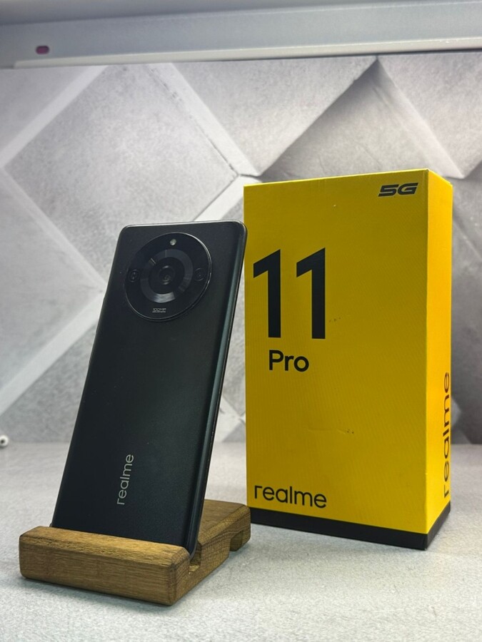 Смартфон Realme 11 PRO 8/128