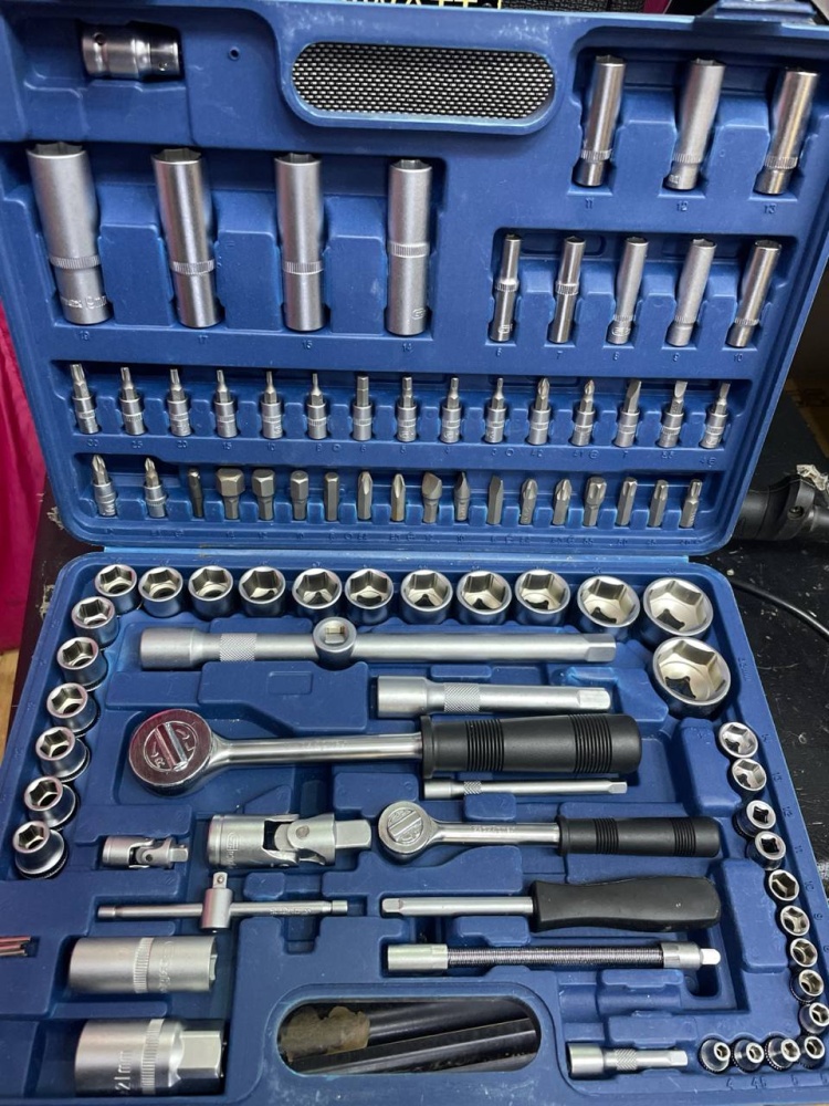 Набор ключей