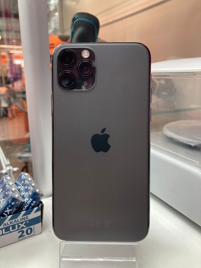 Смартфон iPhone 11 PRO 64 Gb