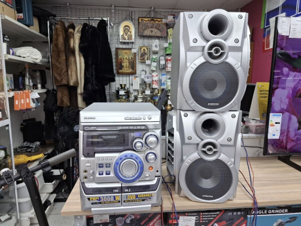 Музыкальный центр Samsung