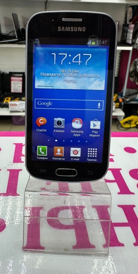 Смартфон Samsung GT-S7390