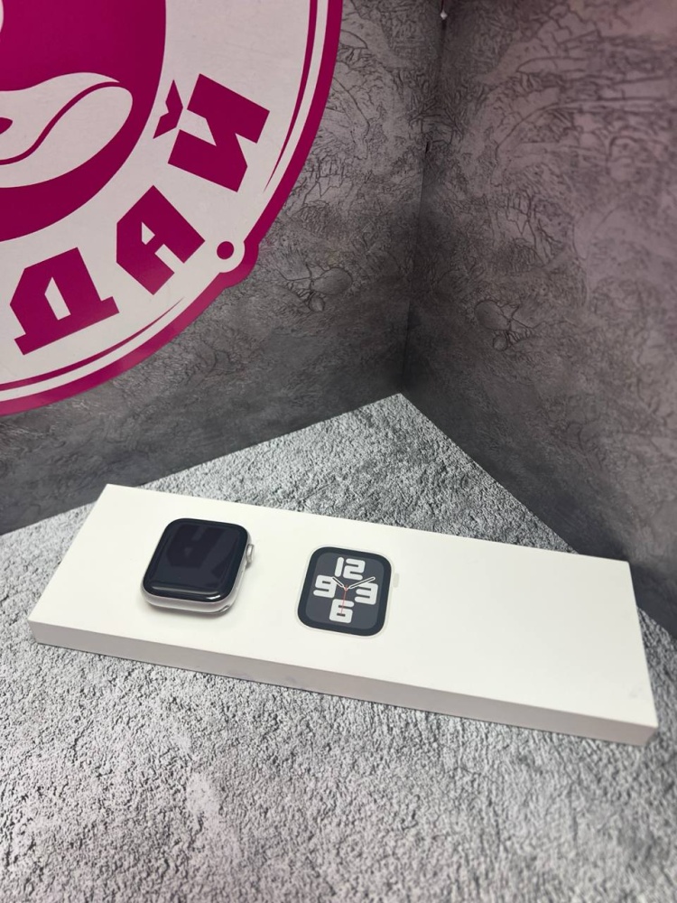 Часы Apple watch SE Gen 2 44 mm 100%