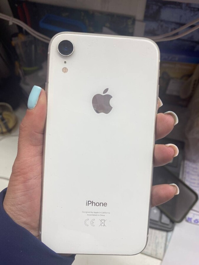 Смартфон iPhone XR 64 Gb