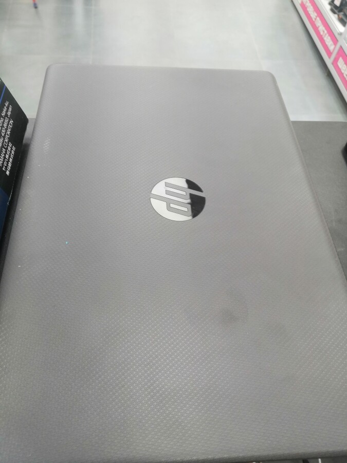 Ноутбук HP 250 G9