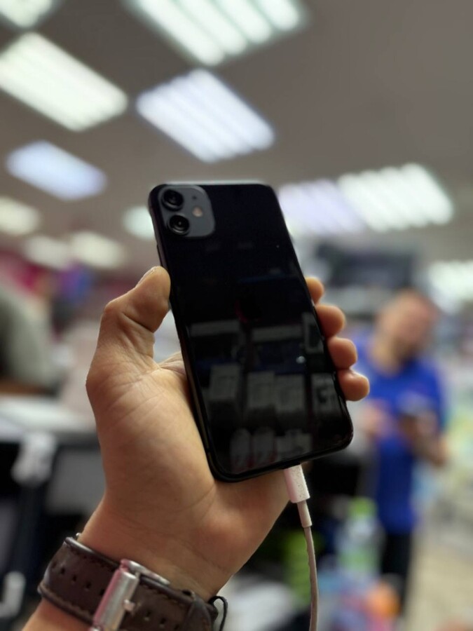 Смартфон iPhone 11 128 Gb