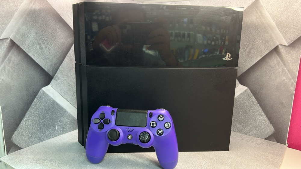 Игровая приставка Sony PlayStation 4 fat 500Gb