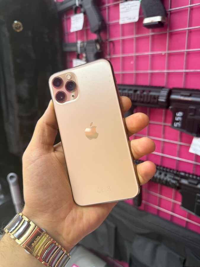 Смартфон iPhone 11 PRO 64 Gb