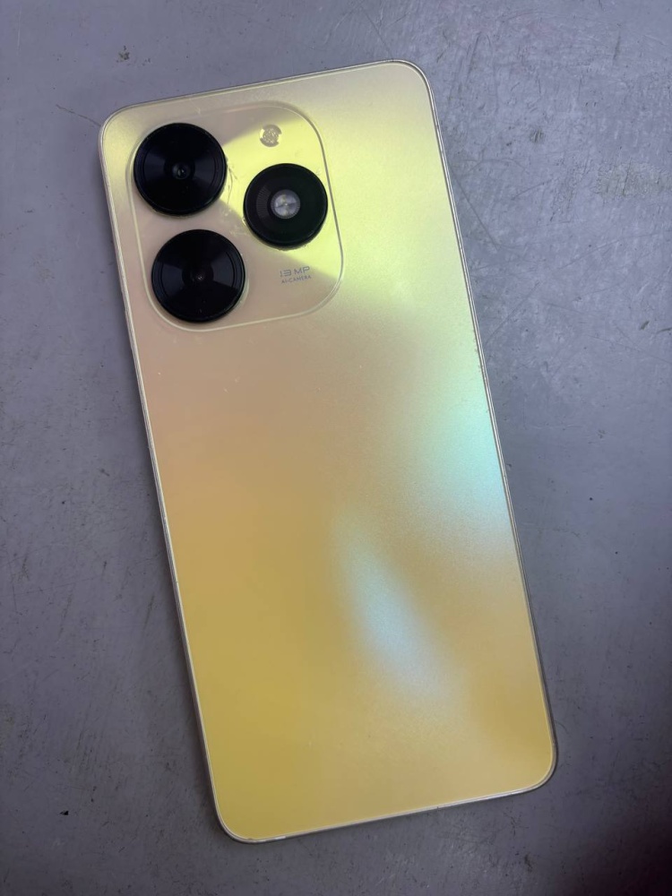 Мобильный телефон Tecno SPARK Go 2024 4/128