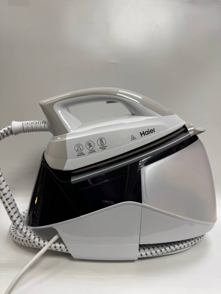 Парогенератор Haier Hi700