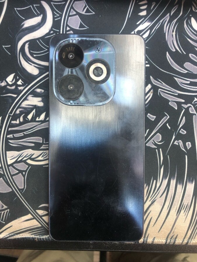 Мобильный телефон Infinix smart 8 pro