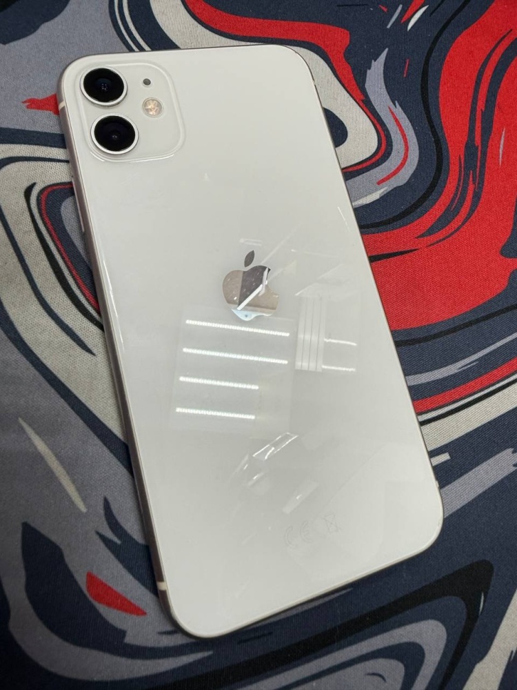 Смартфон iPhone 11 64Gb