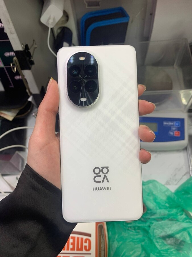 Смартфон Huawei Nova 13 PRO 256