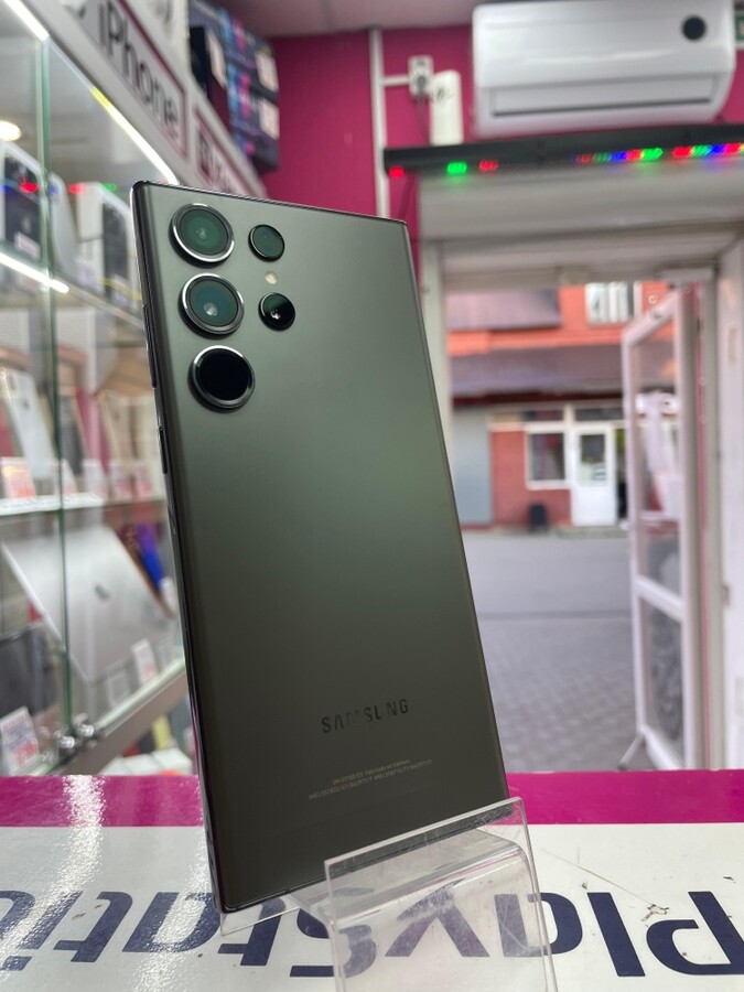 Смартфон Samsung S23 ultra 12/512