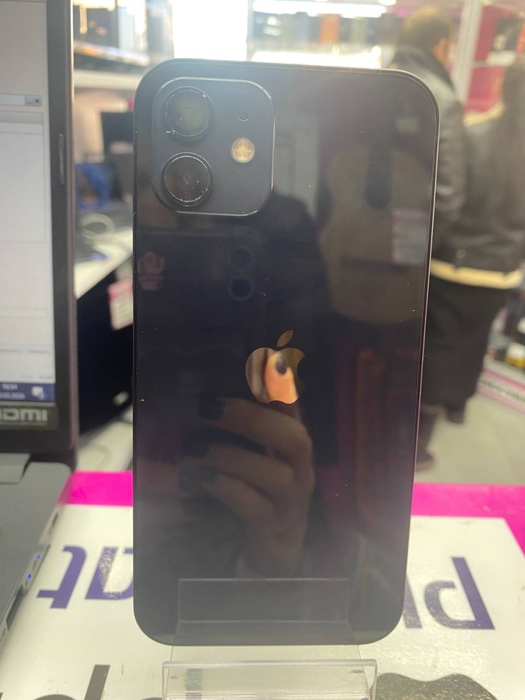 Смартфон iPhone 12 256 Gb