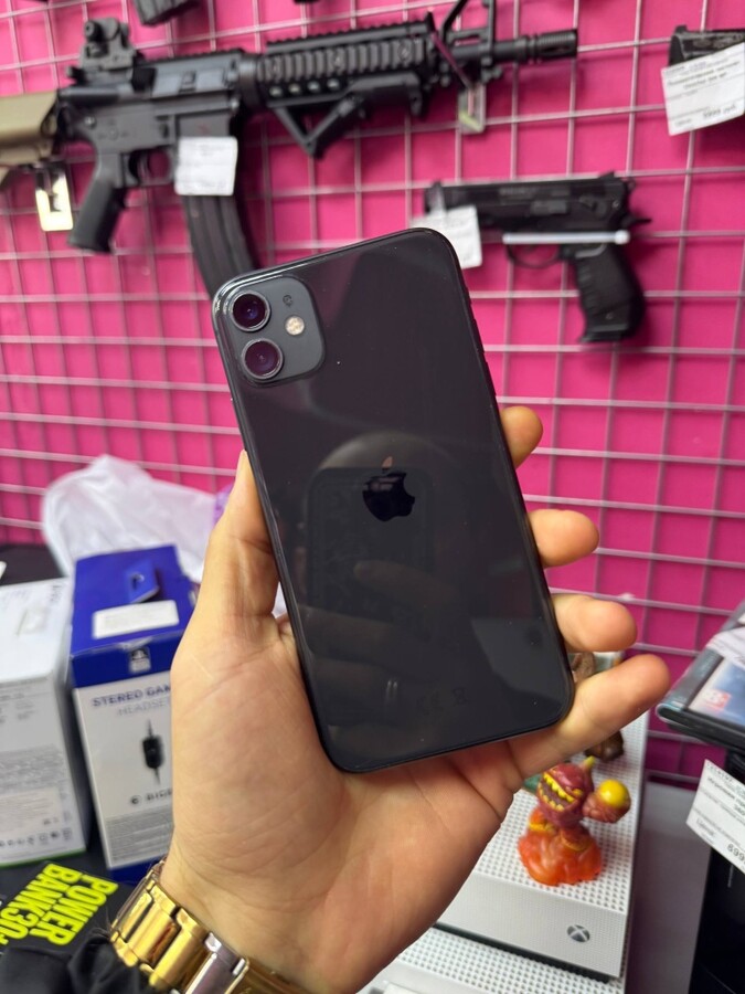 Смартфон iPhone 11 128 Gb