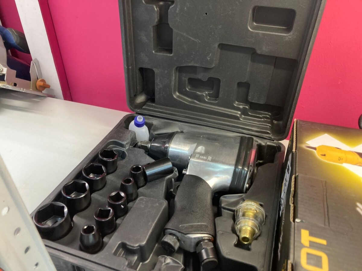 Гайковерт пневматический TRIMAX