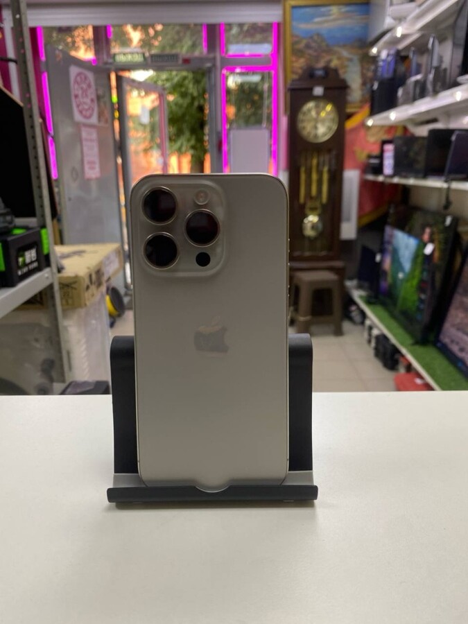 Смартфон iPhone 15 PRO 128gb