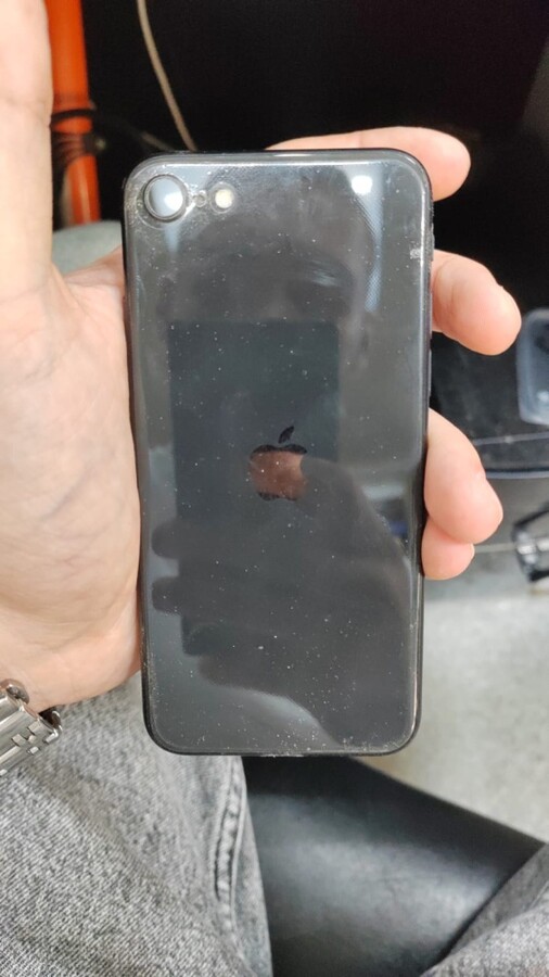 Смартфон iPhone SE 2020 64 Gb