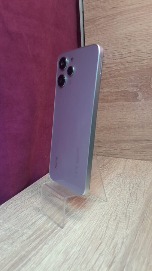 Мобильный телефон Tecno Spark