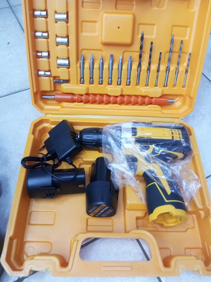 Шуруповерт Magnet