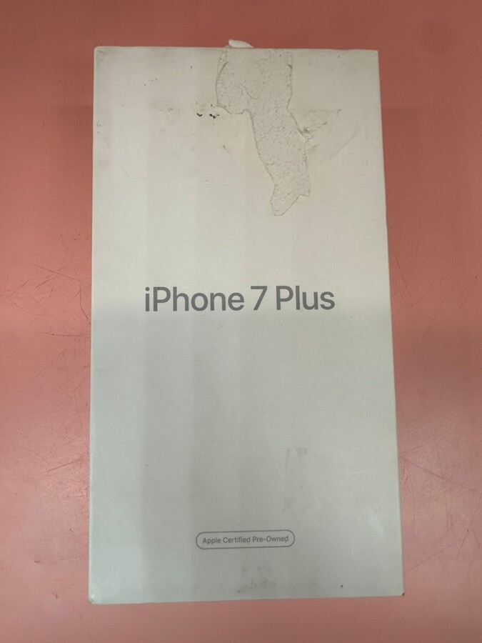 Смартфон iPhone 7+ 128Gb