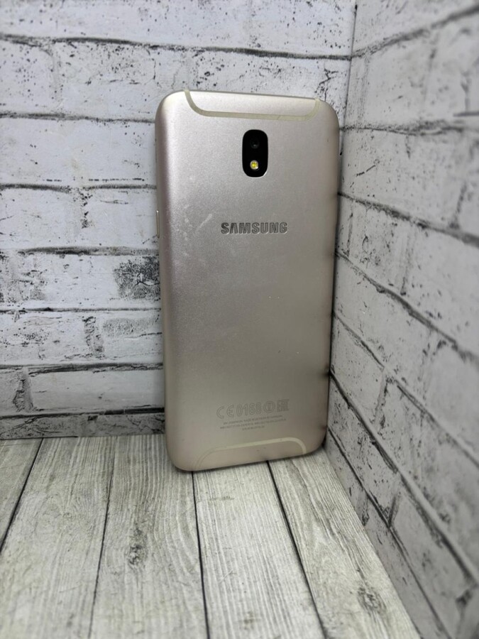 Смартфон Samsung J5 2017 2/16