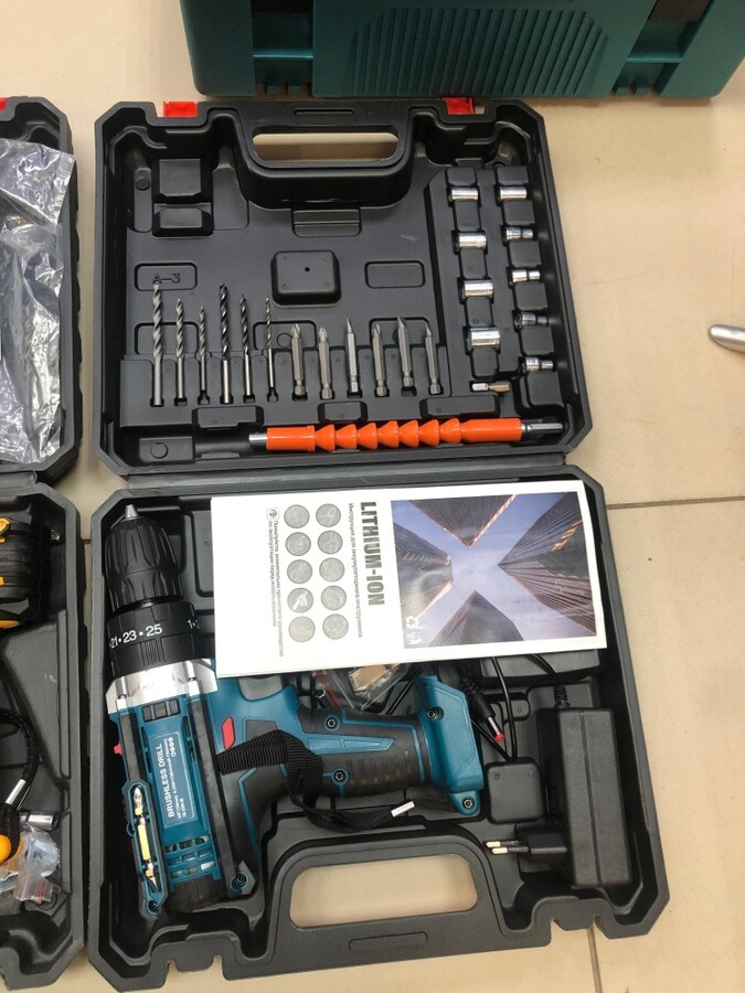 Шуруповерт BOSCH