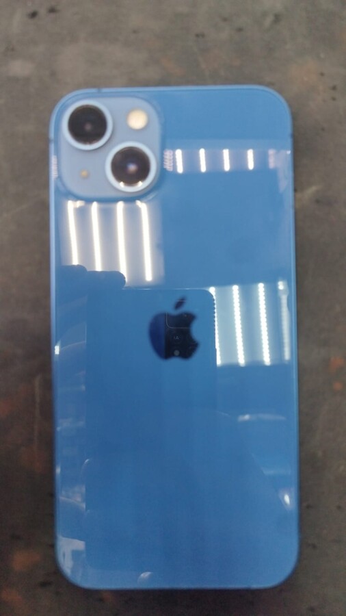 Смартфон iPhone 13 128 Gb 77%