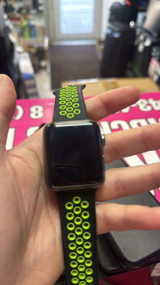 Часы Apple  serires 3 42mm