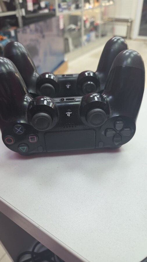 Геймпад PS4