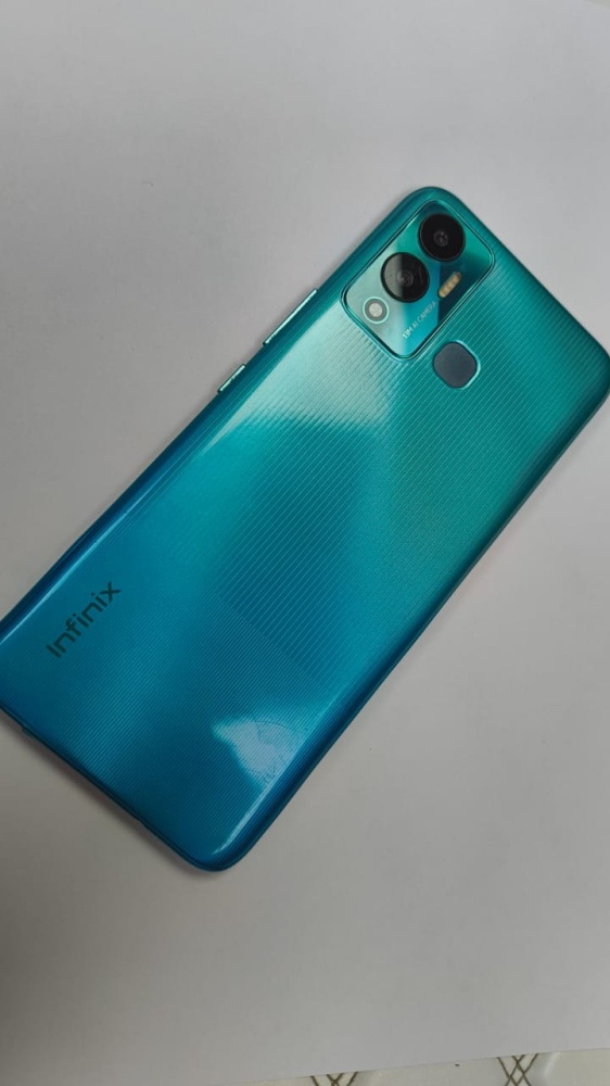 Мобильный телефон Infinix Hot 12 Play 64gb