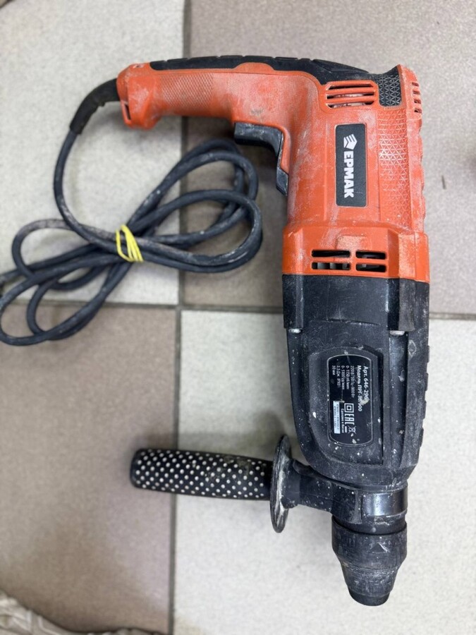 Перфоратор Ермак