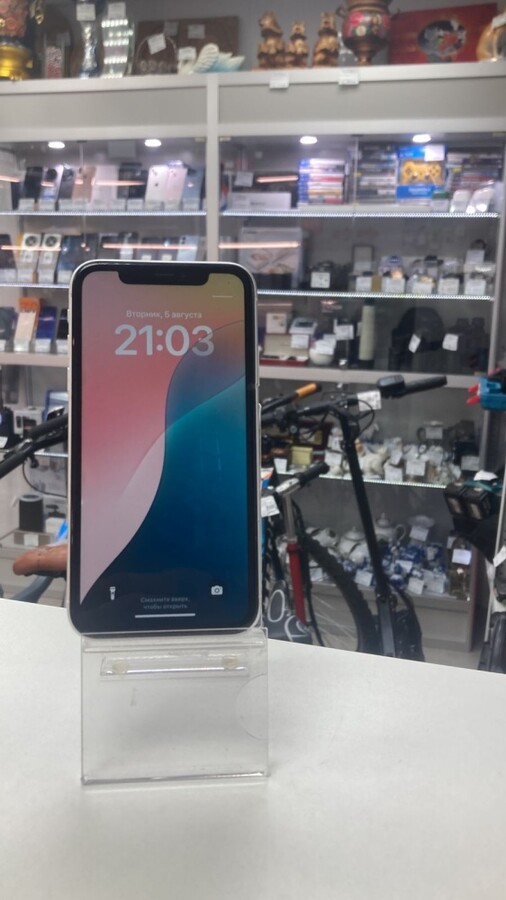 Смартфон iPhone XR 64 Gb