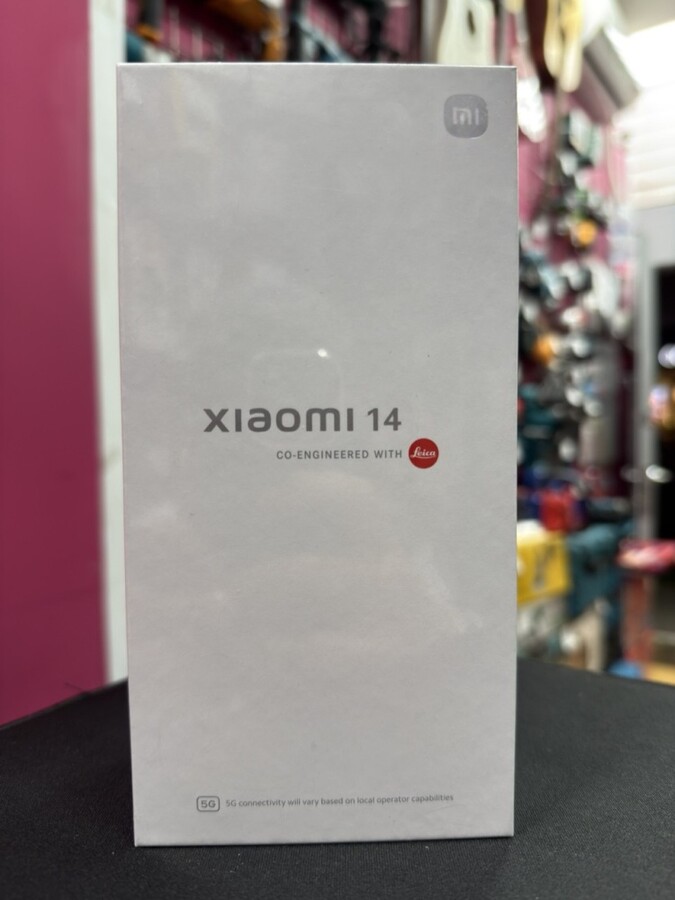 Смартфон Xiaomi 14 12/256гб