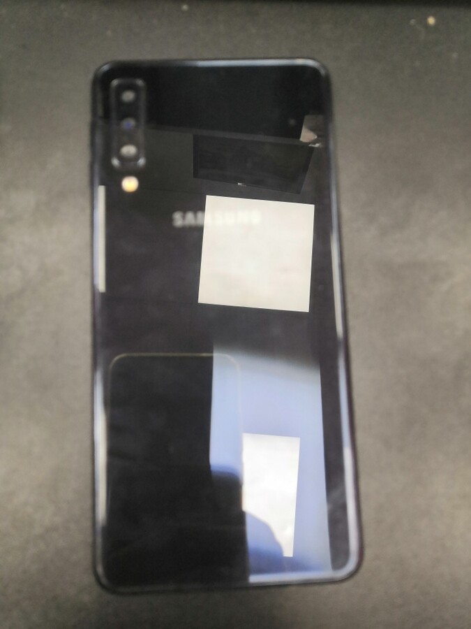 Смартфон Samsung A7 2018 4/64