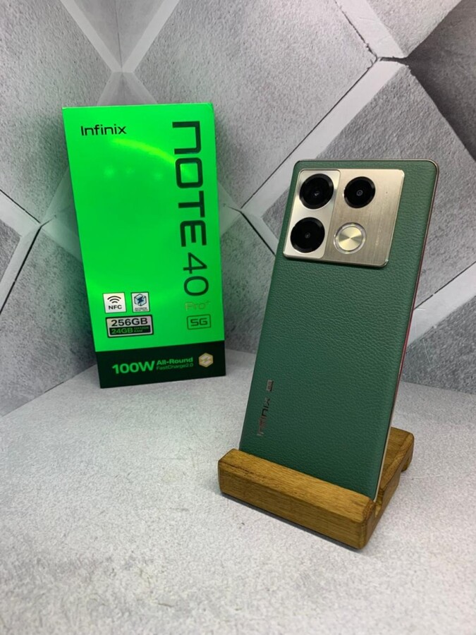 Мобильный телефон Infinix NOTE 40 PRO PLUS 12/256