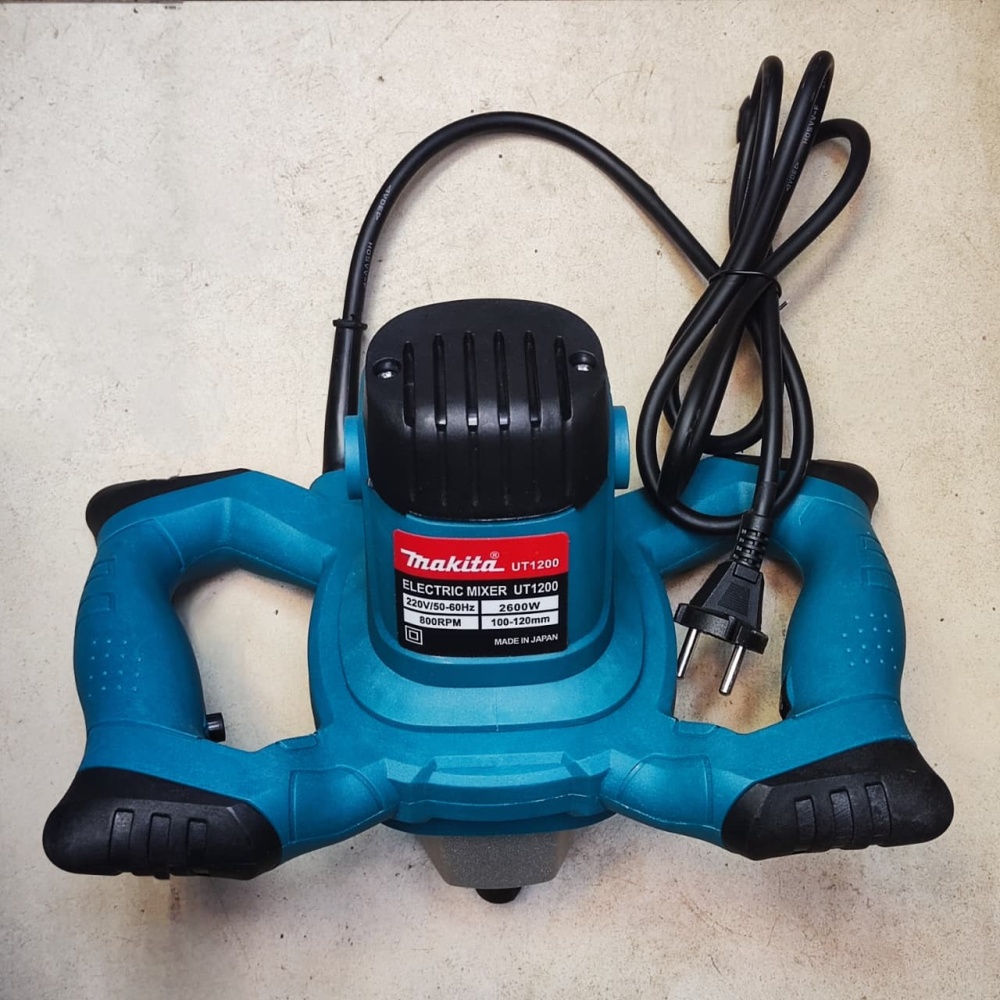 Строительный миксер "Makita"