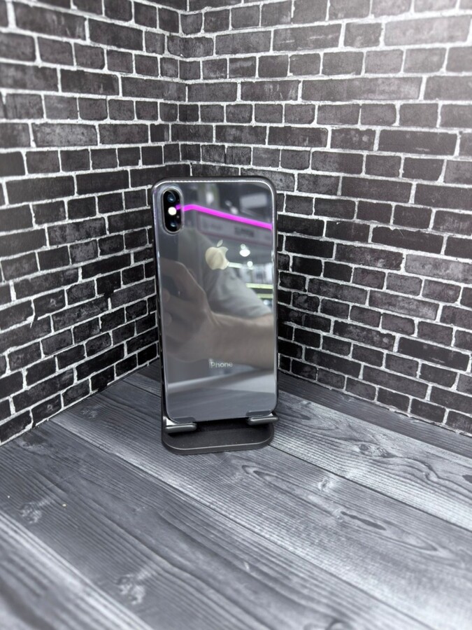 Смартфон iPhone X 64Gb