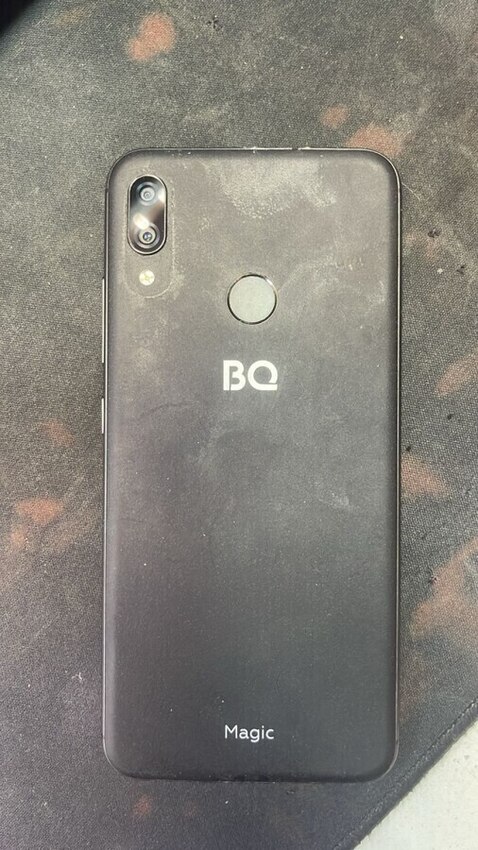 Мобильный телефон BQ 3/32