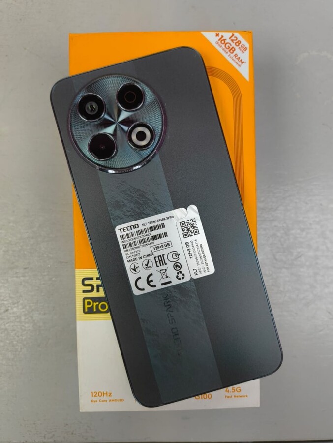 Мобильный телефон Tecno Spark 30 Pro 128gb